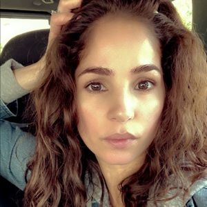 Meet your Posher, Evelyn